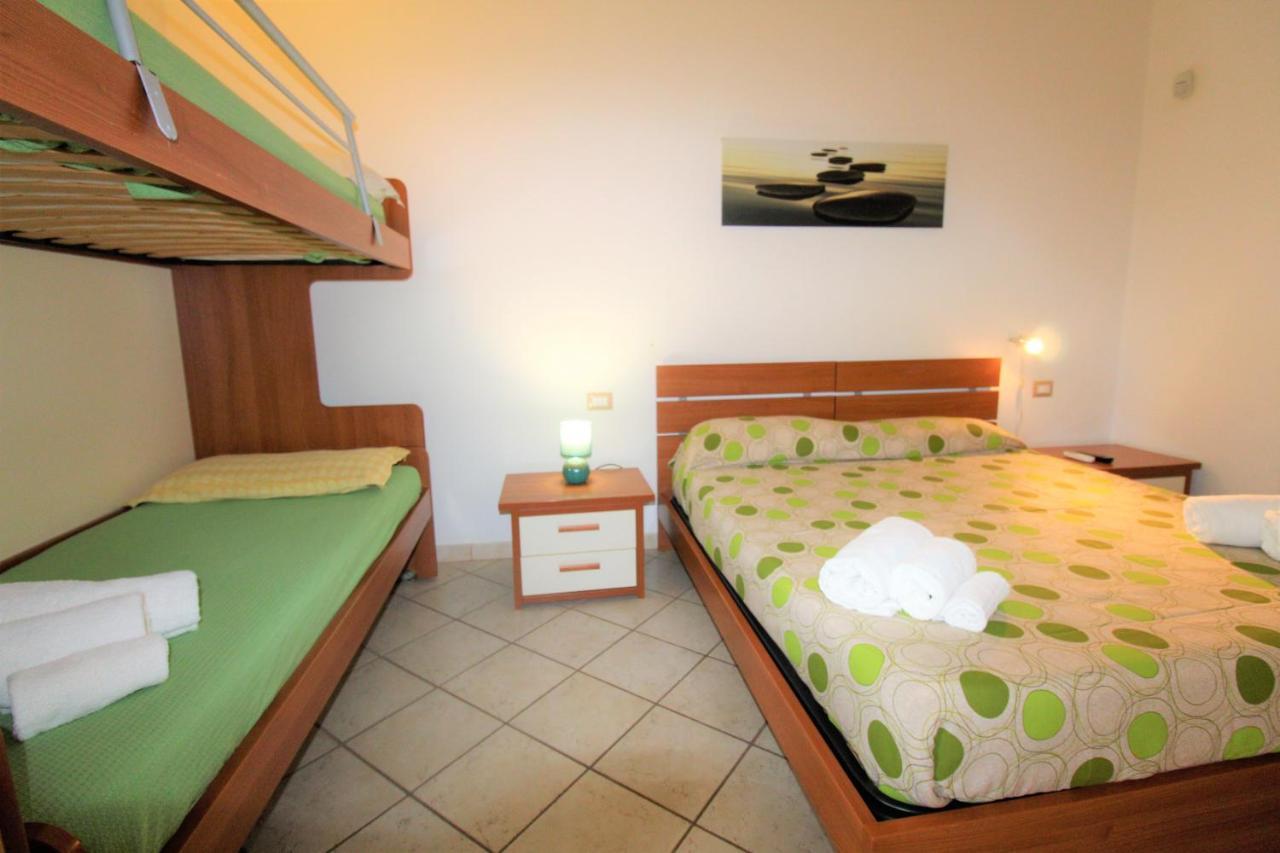 B&B Scoglio Di Pirro Climatizzato A 150 M Dalle Spiagge Salentine Torre San Giovanni Ugento Bagian luar foto
