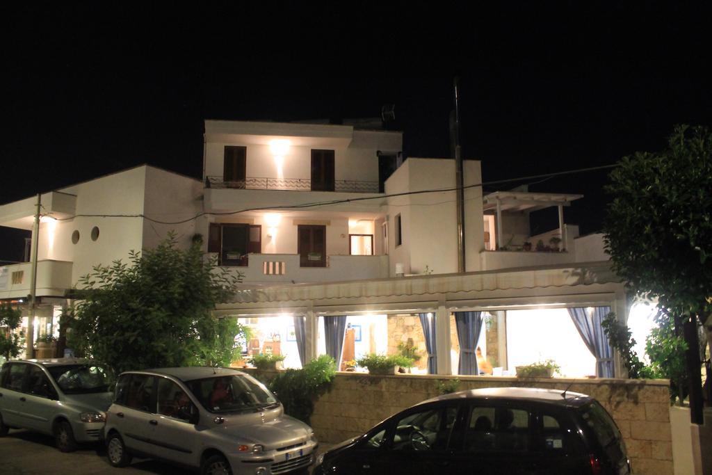 B&B Scoglio Di Pirro Climatizzato A 150 M Dalle Spiagge Salentine Torre San Giovanni Ugento Bagian luar foto